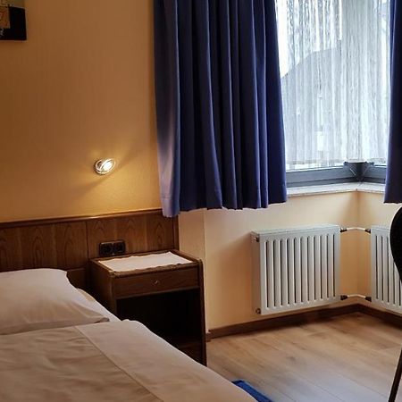 Hotel Garni Julia Linnich Exterior photo