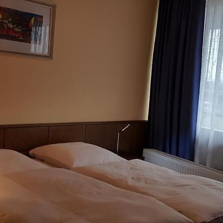 Hotel Garni Julia Linnich Exterior photo